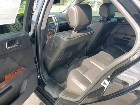 Used 2011 Cadillac STS Luxury image 26