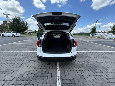 Used 2021 GMC Terrain SLE image 40
