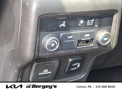 Used 2017 GMC Acadia SLT image 12