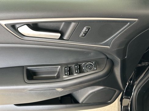 Used 2023 Ford Edge SEL w/ Convenience Package image 15