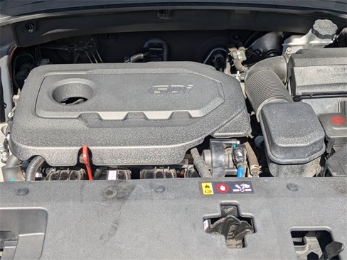 Used 2019 Hyundai Santa Fe SE image 10
