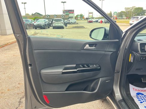 Used 2018 Kia Sportage SX image 12