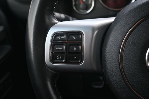 Used 2016 Jeep Wrangler Unlimited Rubicon image 34