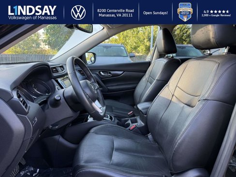Used 2018 Nissan Rogue SL image 9