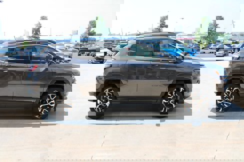Used 2022 Jeep Compass Limited image 6