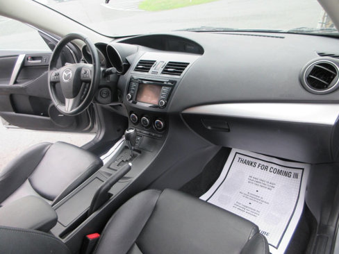 Used 2013 MAZDA MAZDA3 i Grand Touring image 23