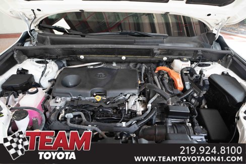 Used 2021 Toyota Venza LE image 32