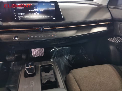 Used 2023 Nissan Ariya FWD image 35