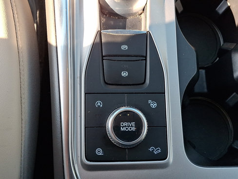 Used 2021 Ford Explorer Platinum w/ Equipment Group 601A image 26