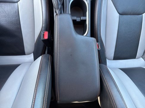 Used 2019 Subaru Crosstrek 2.0i Limited w/ Moonroof Package w/Navigation image 36
