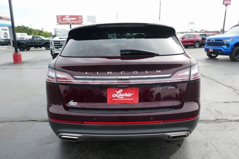 Used 2020 Lincoln Nautilus Reserve w/ Equipment Group 201A image 6