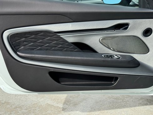 Used 2024 Aston Martin DB12 Coupe image 14