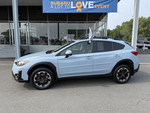 Used 2022 Subaru Crosstrek 2.0i Premium image 1