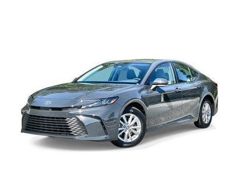 Used 2025 Toyota Camry LE image 1