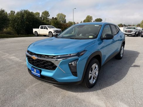 New 2026 Chevrolet Trax LS image 7
