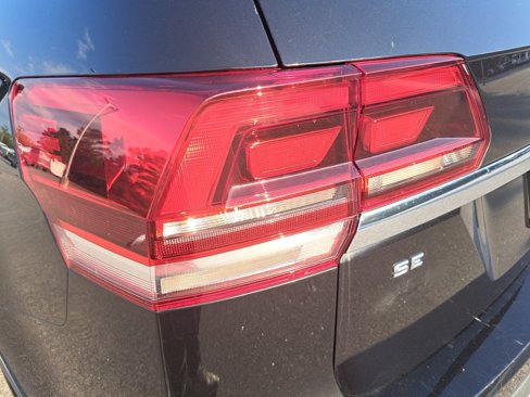 Used 2019 Volkswagen Atlas SE image 32