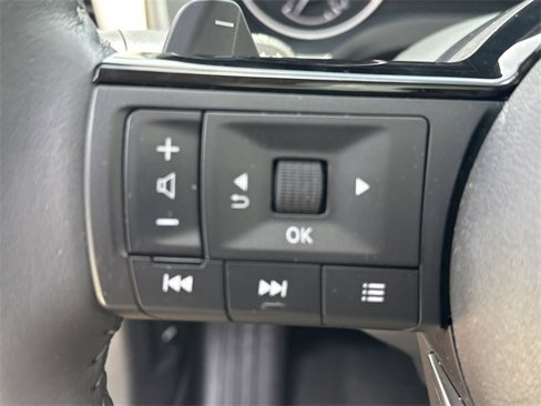 Certified 2023 Nissan Rogue SL image 20