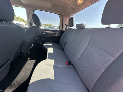 Used 2022 RAM 1500 Classic SLT image 14