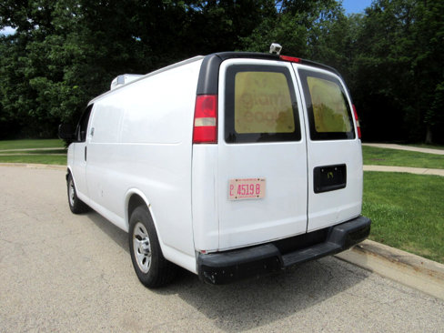 Used 2011 Chevrolet Express 1500 AWD image 34
