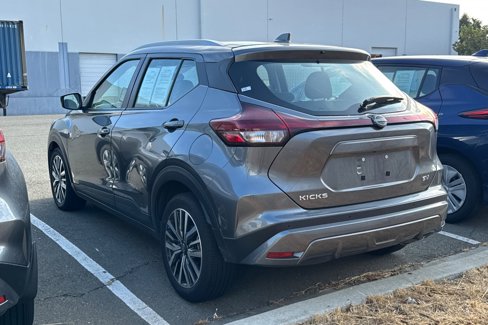 Certified 2024 Nissan Kicks SV image 3