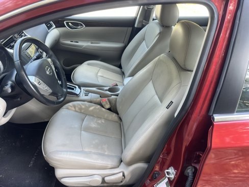 Used 2015 Nissan Sentra SL image 11