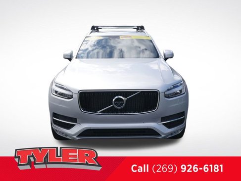 Used 2018 Volvo XC90 T6 Momentum w/ Convenience Package image 2