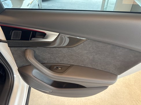 Used 2023 Audi S4 Premium Plus w/ Premium Plus Package image 22