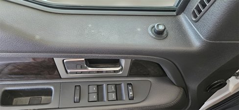 Used 2013 Ford F150 Platinum image 14