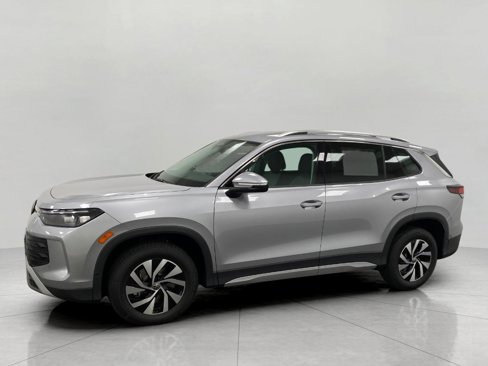 New 2025 Volkswagen Tiguan S image 7