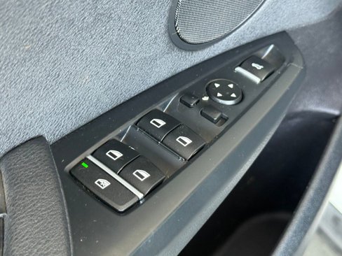 Used 2015 BMW X3 sDrive28i image 16