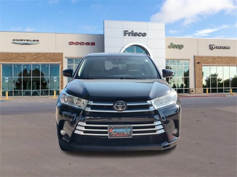 Used 2018 Toyota Highlander Plus image 11