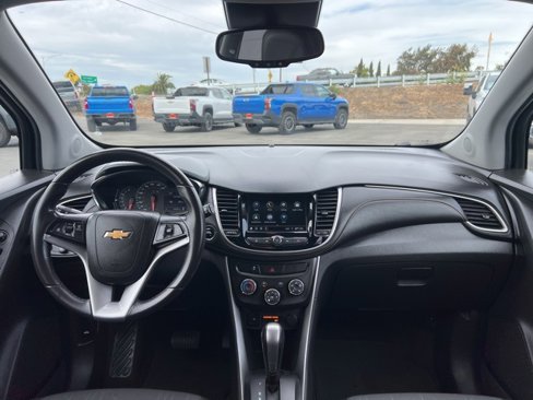 Used 2019 Chevrolet Trax LT w/ LT Convenience Package image 19