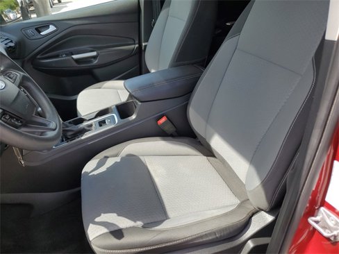 Used 2017 Ford Escape SE w/ Equipment Group 201A image 24
