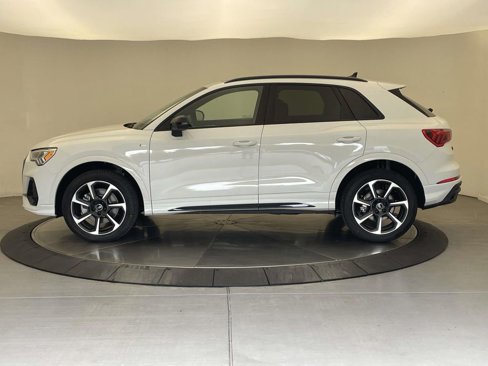 New 2025 Audi Q3 2.0T Premium Plus image 2