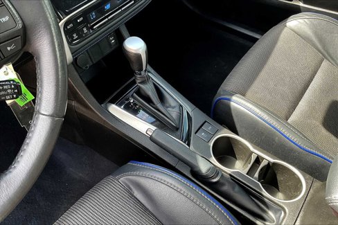 Used 2018 Toyota Corolla LE image 15