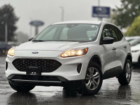 Used 2022 Ford Escape S image 1