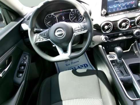 Used 2024 Nissan Sentra SV image 11