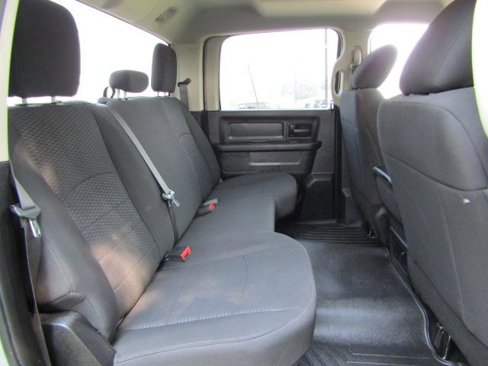 Used 2020 RAM 1500 Express image 18