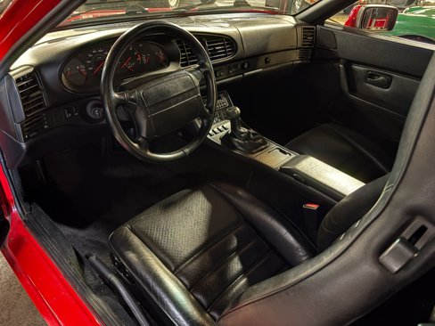 Used 1989 Porsche 944 Turbo image 8