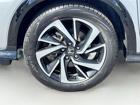 Certified 2020 Honda HR-V Sport image 32
