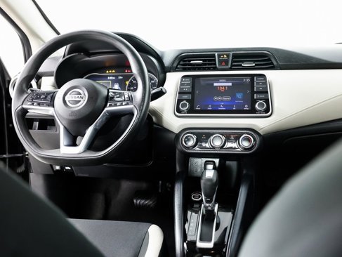 Used 2021 Nissan Versa SV image 18