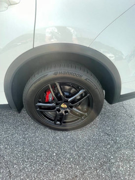 Used 2016 Porsche Cayenne image 26
