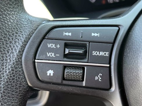 Certified 2023 Honda HR-V LX image 17