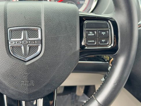 Used 2019 Dodge Grand Caravan SXT image 20