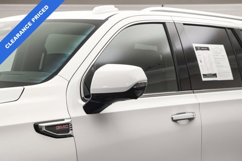 Used 2025 GMC Yukon Denali image 13