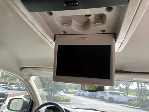 Used 2015 Chrysler Town & Country Limited w/ Trailer Tow Group image 19