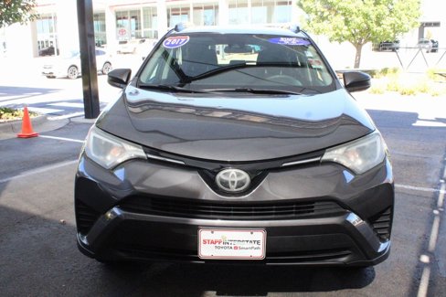 Used 2017 Toyota RAV4 LE image 9