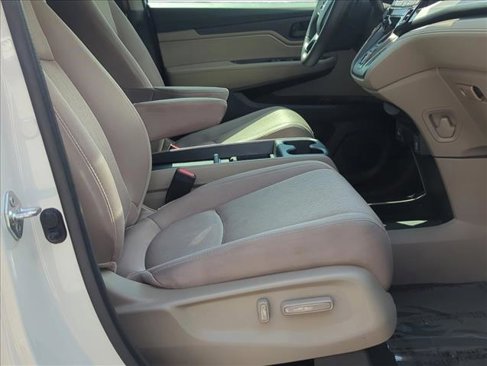 Used 2021 Honda Odyssey EX image 19
