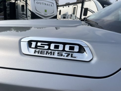 Used 2019 RAM 1500 Limited image 6