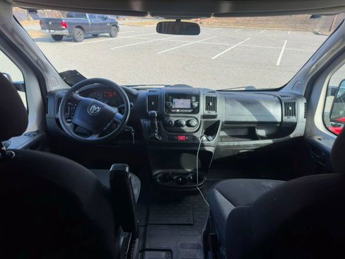 Used 2018 RAM ProMaster 2500 w/ Interior Convenience Group image 6